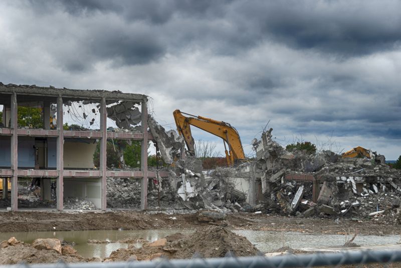 Structure Demolition Service