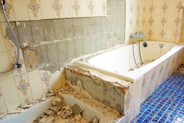 Bathtub Demolition in Cedar City