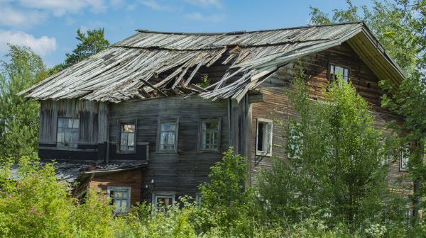 Cottage Demolition in Cedar City